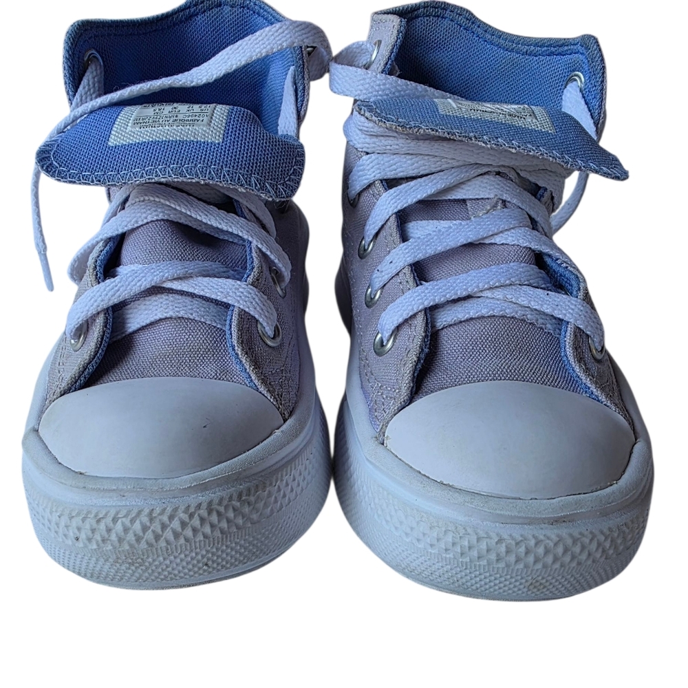 Converse High-Top Sneakers in Lavender - Picture 2 of 8